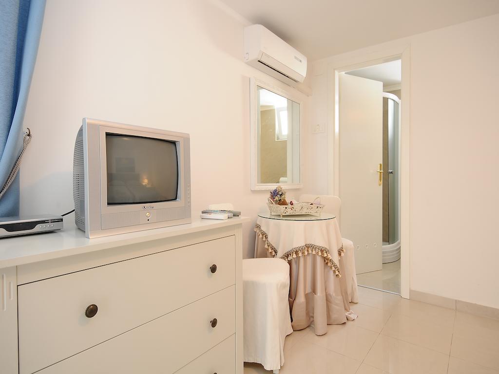 Gostinjska kuća Triana-adults Only 4*