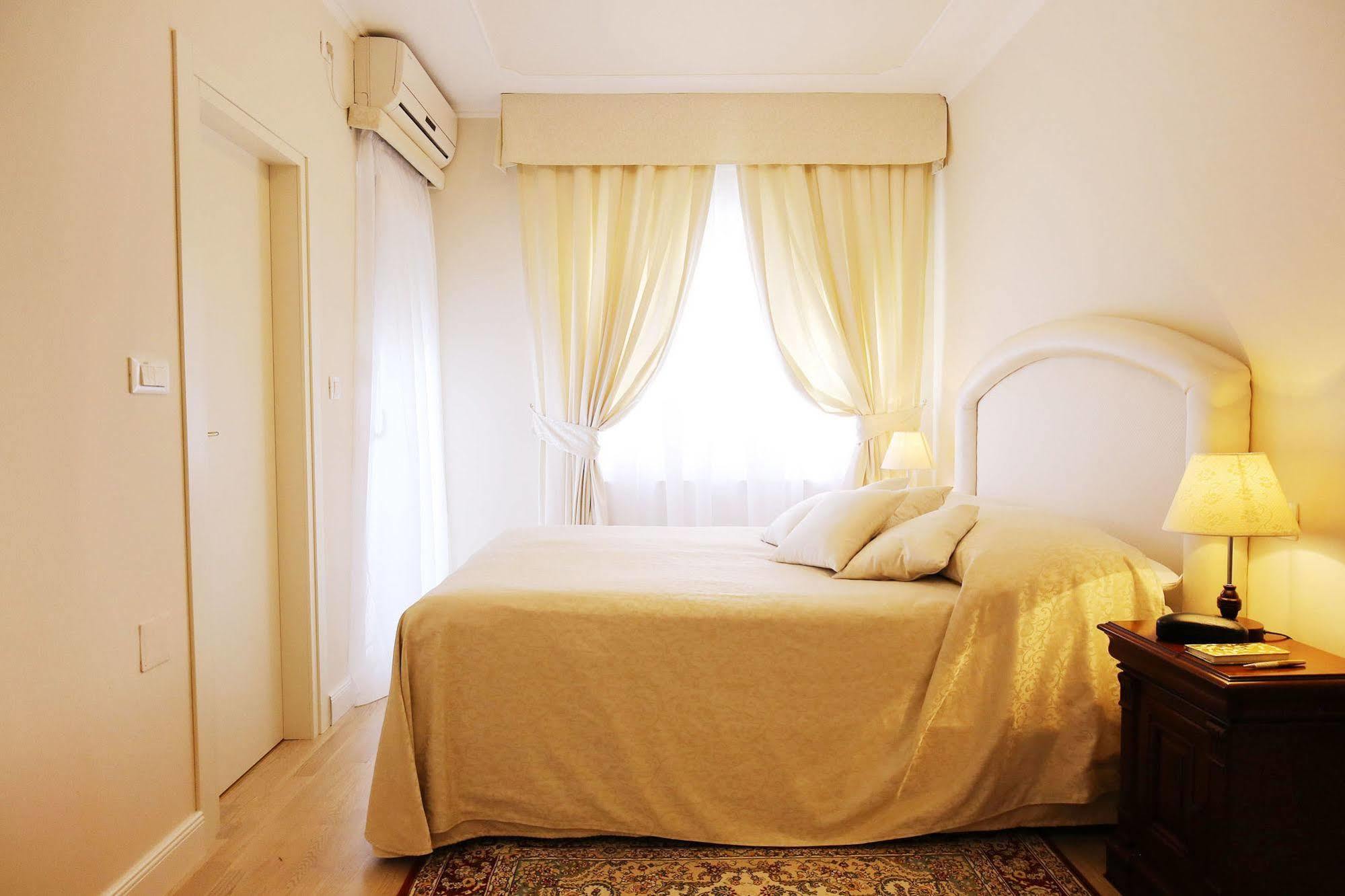 Gostinjska kuća Triana-adults Only